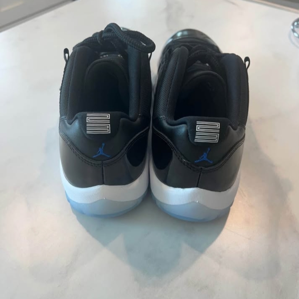 Jordan Black and Blue Sneakers Sleek Design